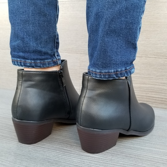 Black Vegan Booties Boots With Zipper-P - Picture 7 of 8